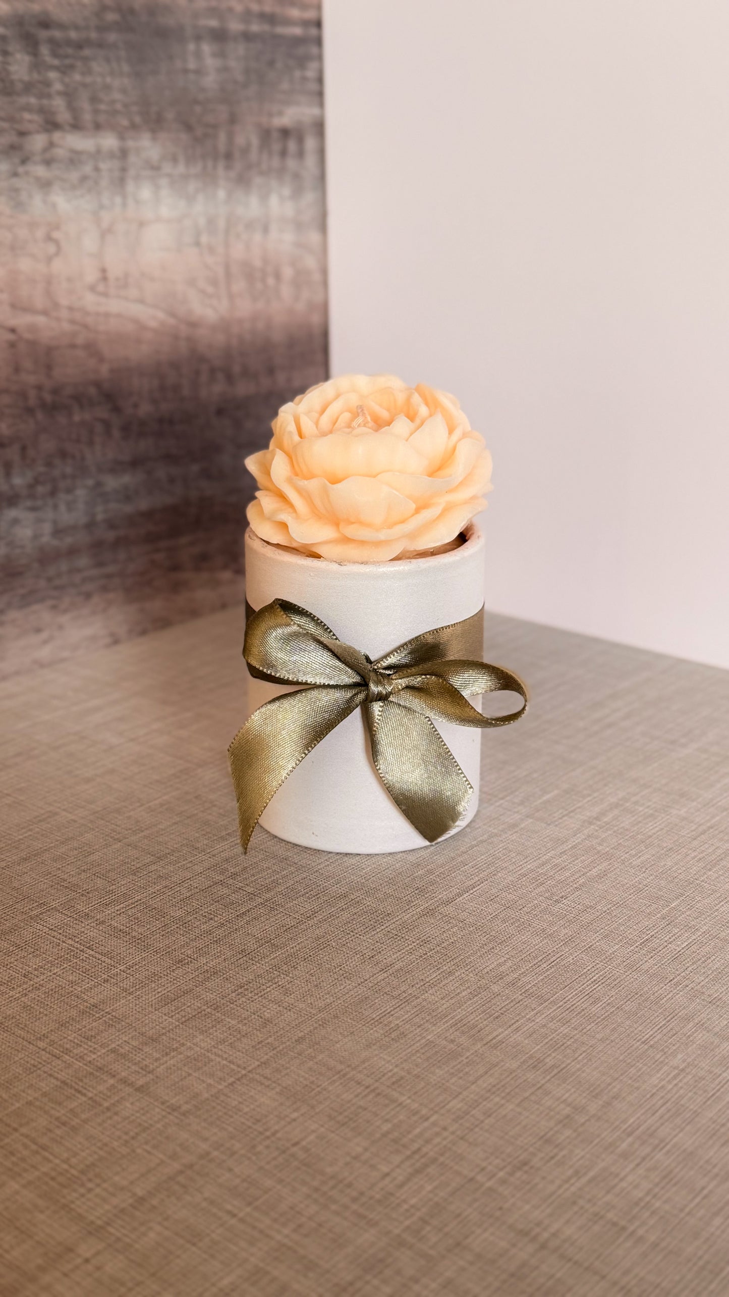 Peony Flower Bouquet Candle
Mini Peony Bouquet